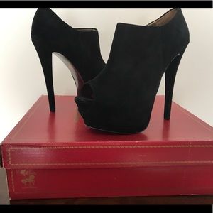 Circus by Sam Edelman 8.5 Black Suede Platform 5”